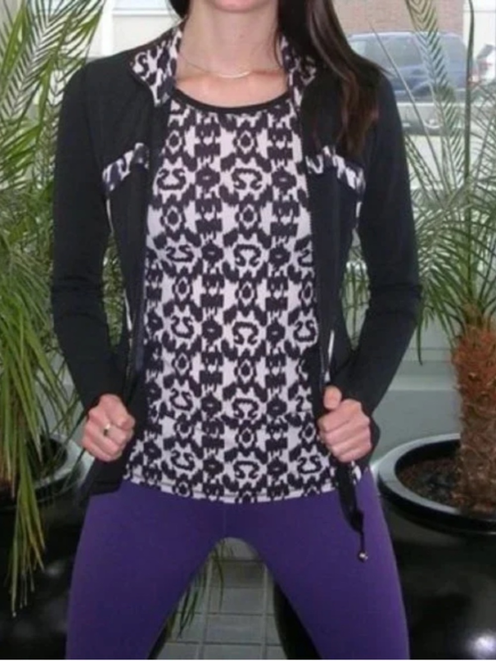 Lululemon Lively Crew Neck Tee Shirt Ikat Print Size Medium